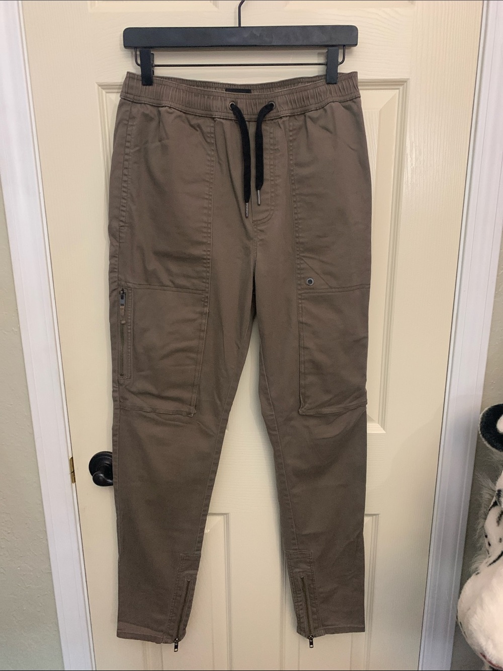 Zanerobe Men's Cargo Joggers - Taupe Brown with Black Drawstring